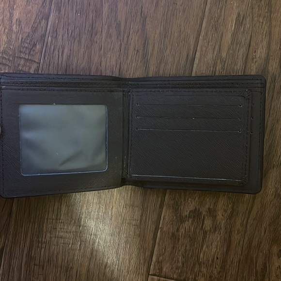 Brown LV wallet - Picture 3 of 3